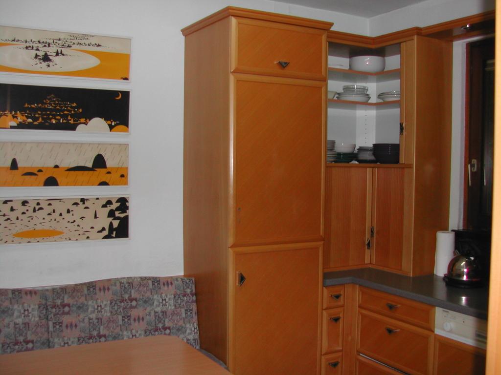 Haus Polly Apartment Strasshof an der Nordbahn Ruang foto