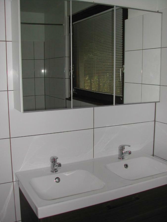 Haus Polly Apartment Strasshof an der Nordbahn Bagian luar foto