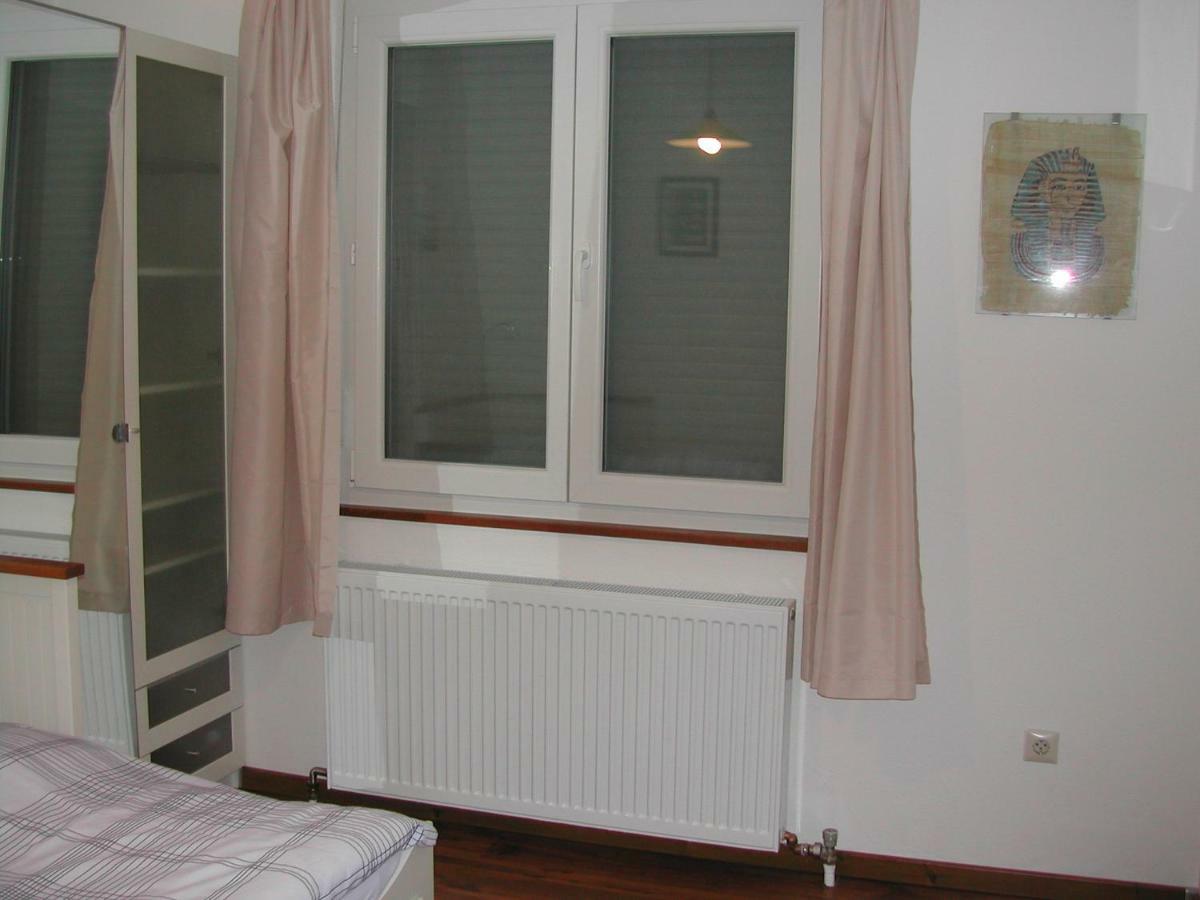 Haus Polly Apartment Strasshof an der Nordbahn Bagian luar foto