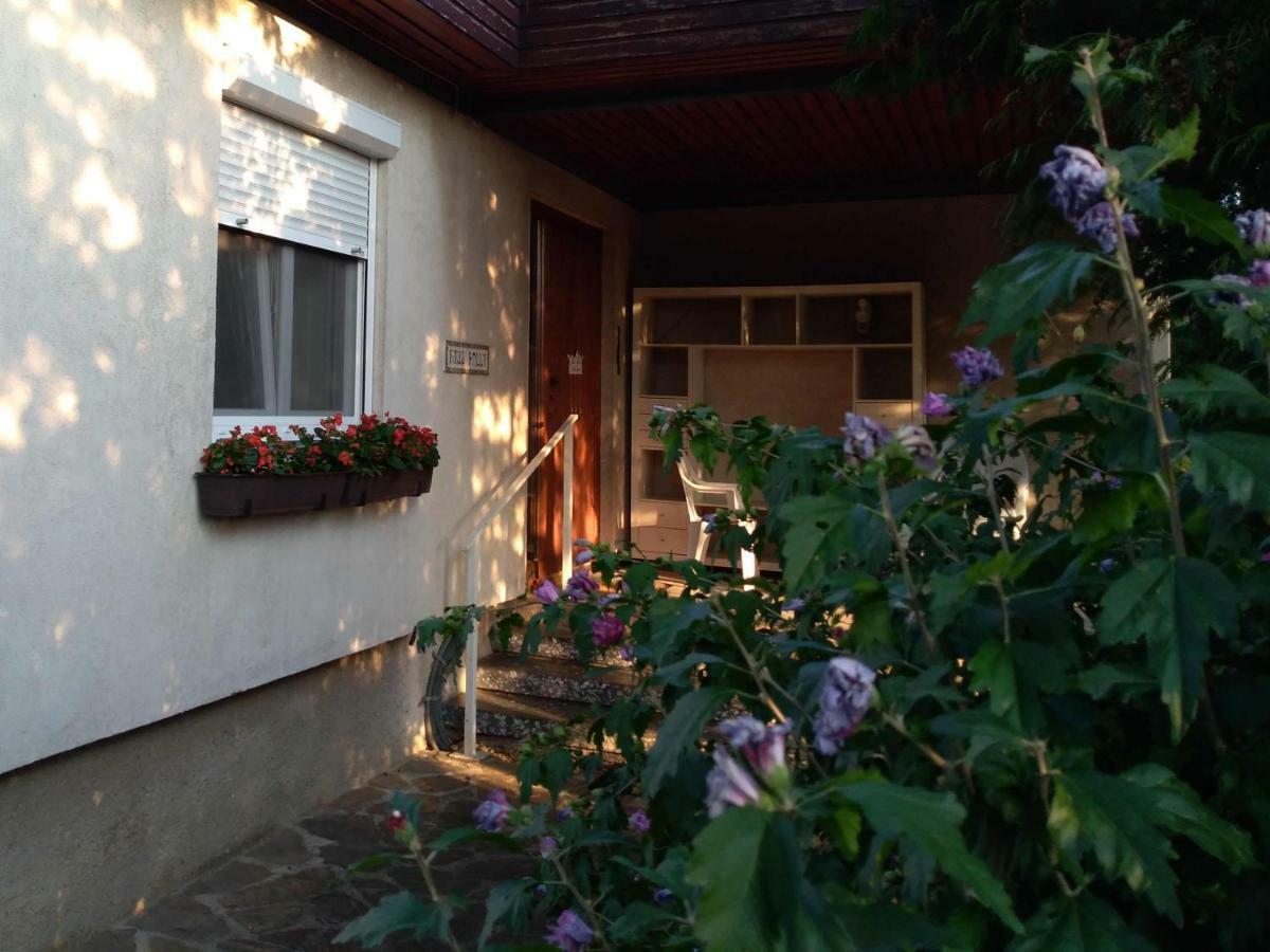 Haus Polly Apartment Strasshof an der Nordbahn Bagian luar foto